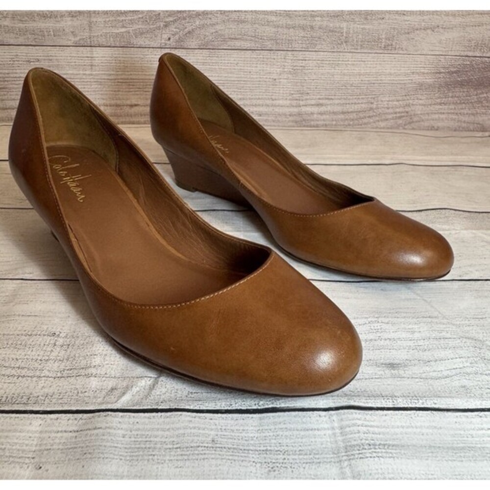 Cole Haan Brown Leather Round Toe Classic WEDGE Sz. 7.5 B